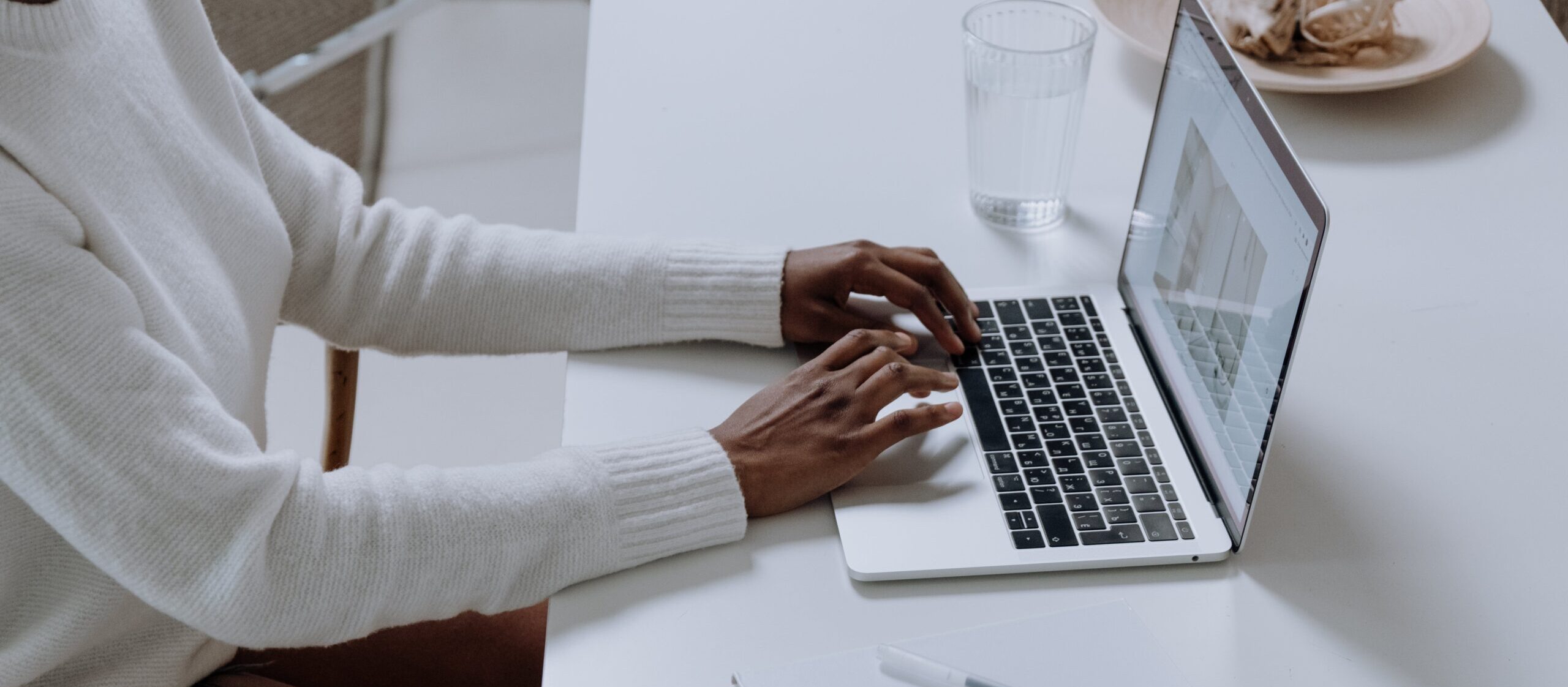 woman at laptop